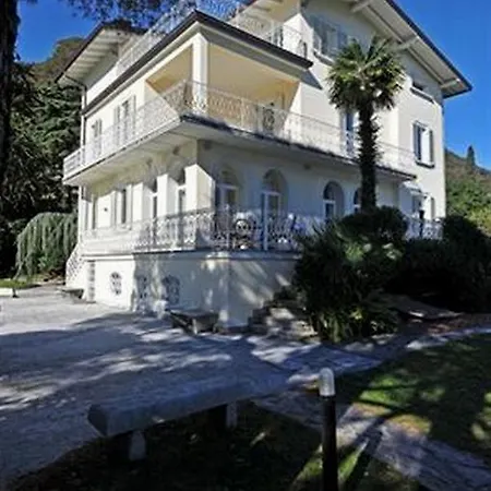 Apollo فيلة Oliveto Lario